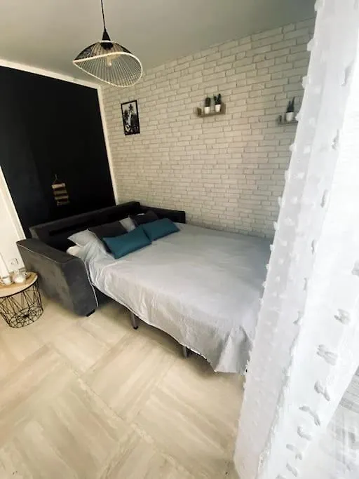 شقة Grand Studio Dans Residence Avec Piscine Hyères فرنسا