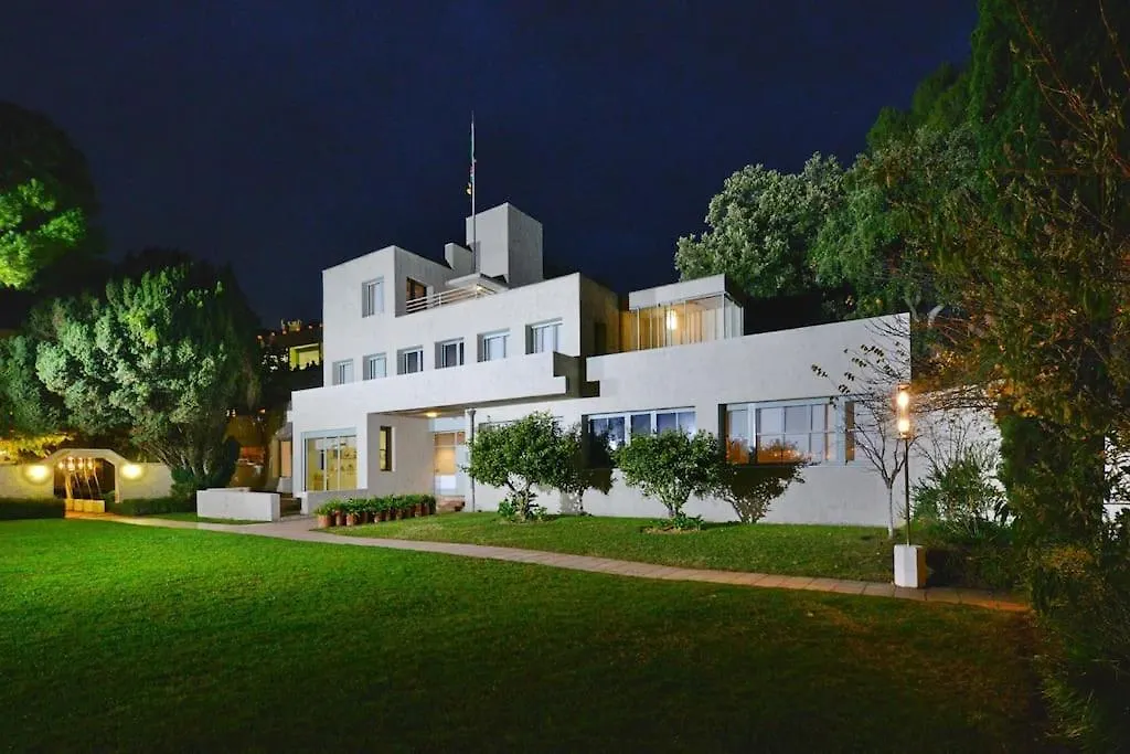 Grand Studio Dans Residence Avec Piscine Hyères 0*,